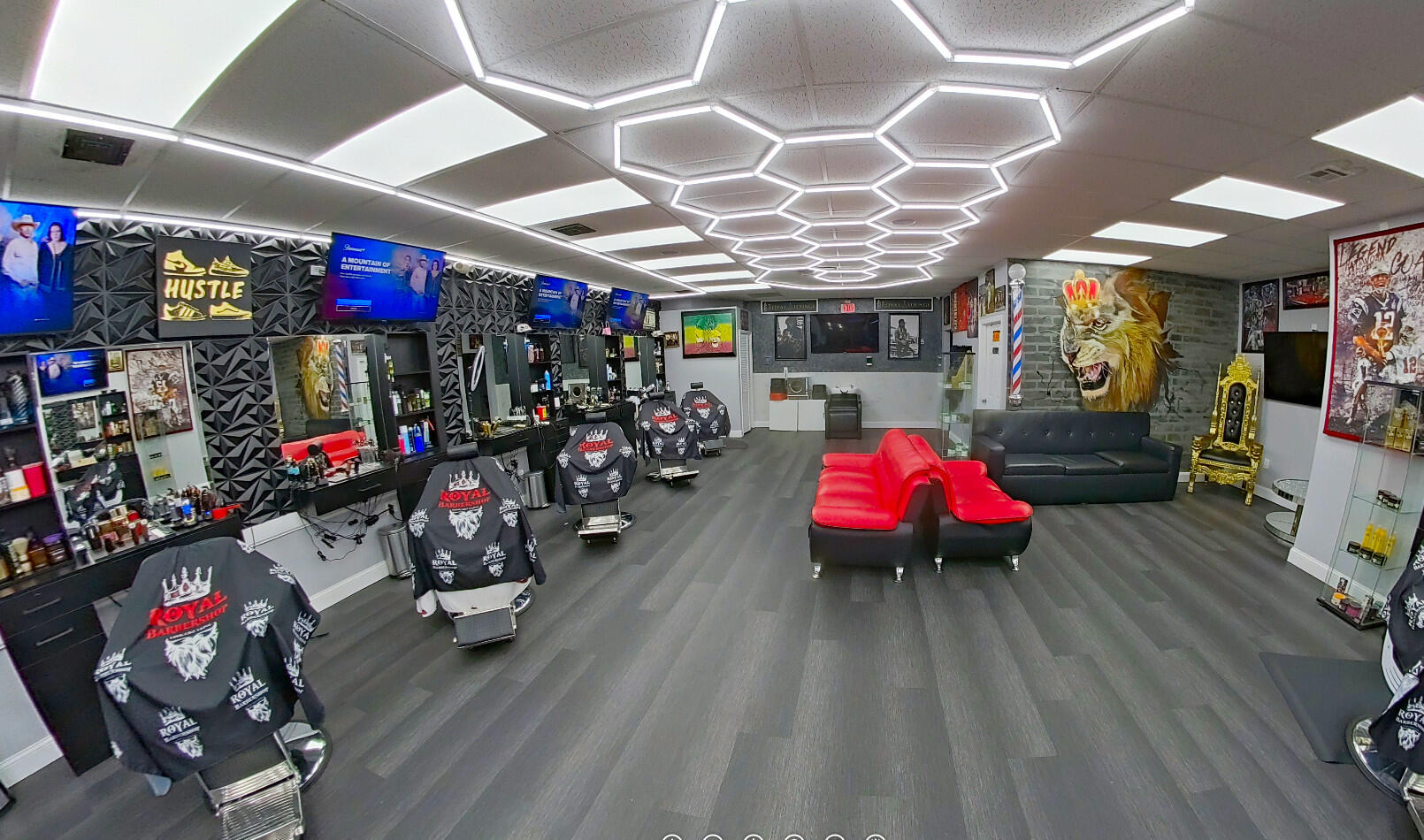 360° Photo • Royal Barbershop - Warren