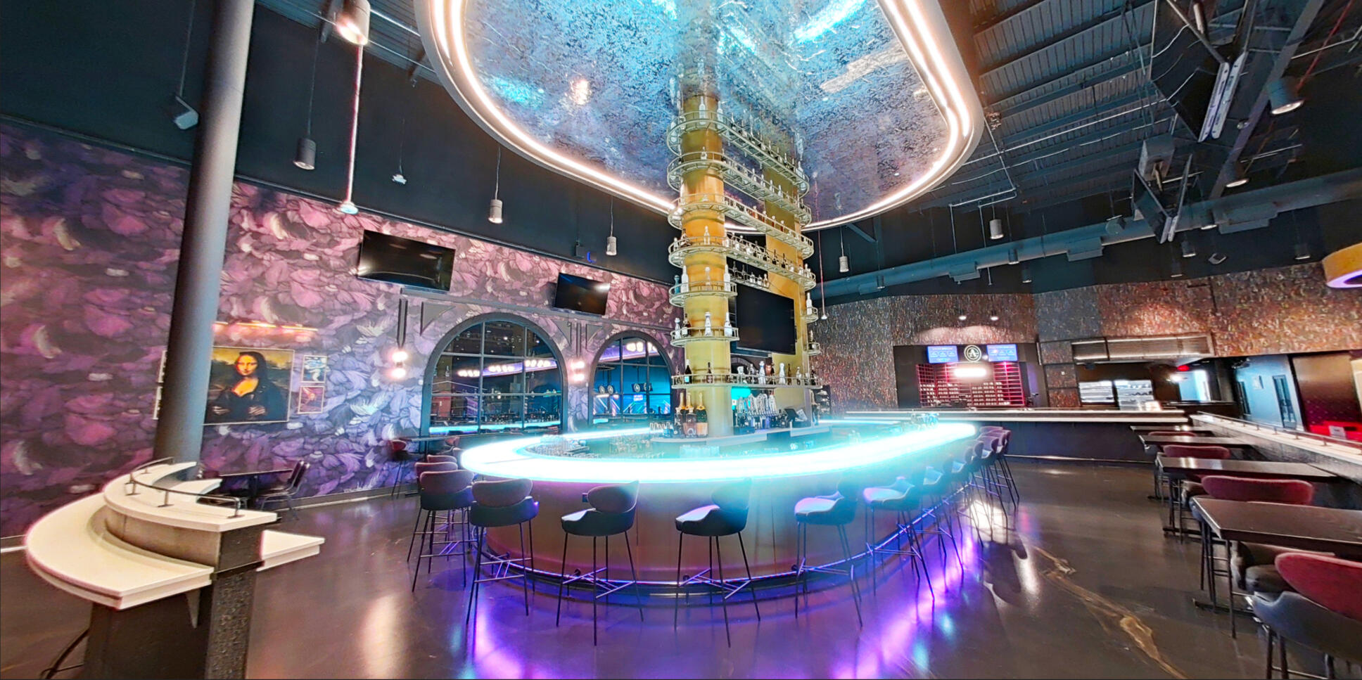 360° Tour\n**Albatross Entertainment**\n~click photo to experience the tour~